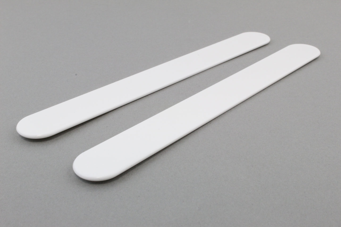 Plastic spatula