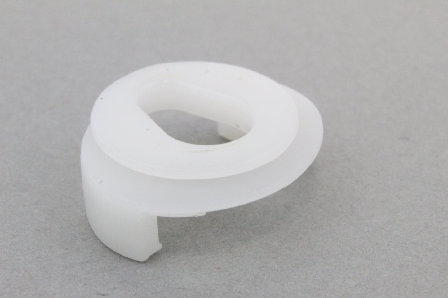 Holder for B18 multitrode ring electrode